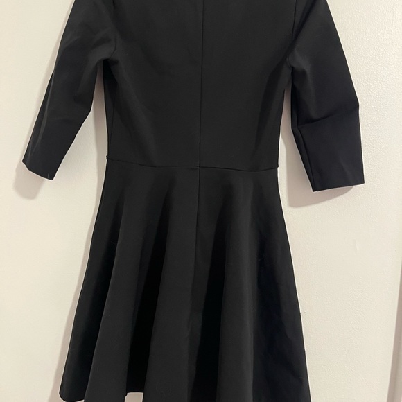 Diane Von Furstenberg stretchy flattering little black dress, size 8. - Picture 3 of 4